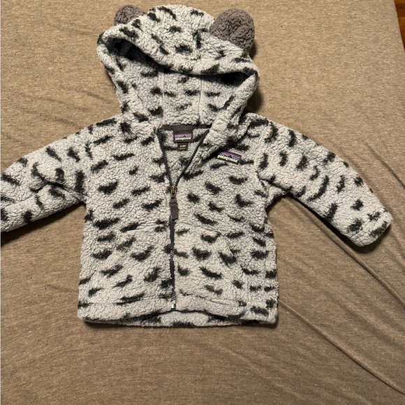Patagonia Other - Patagonia baby hooded zip up jacket